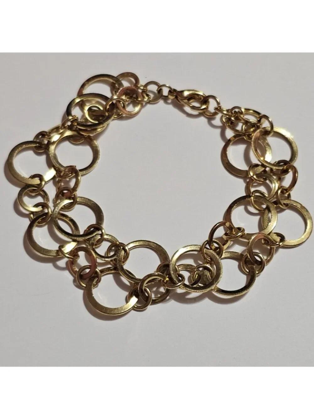 (611) Vintage Glossy Gold-tone Interlocking Ringlet Link Bracelet Classy Preppy